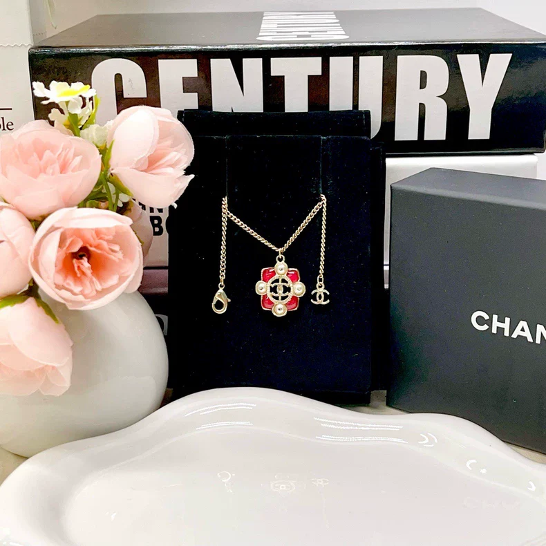 CHANEL Second-hand pink glass necklace sweater chain (second hand)