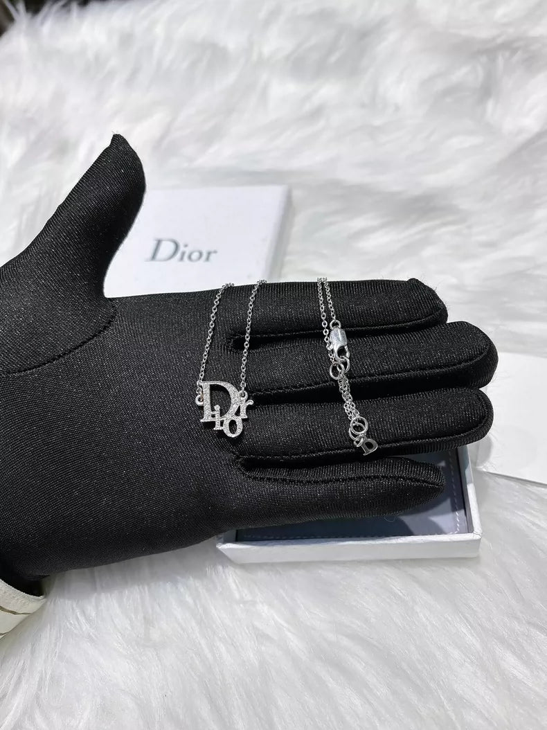 Dior letter full diamond medieval necklace (second hand)-5