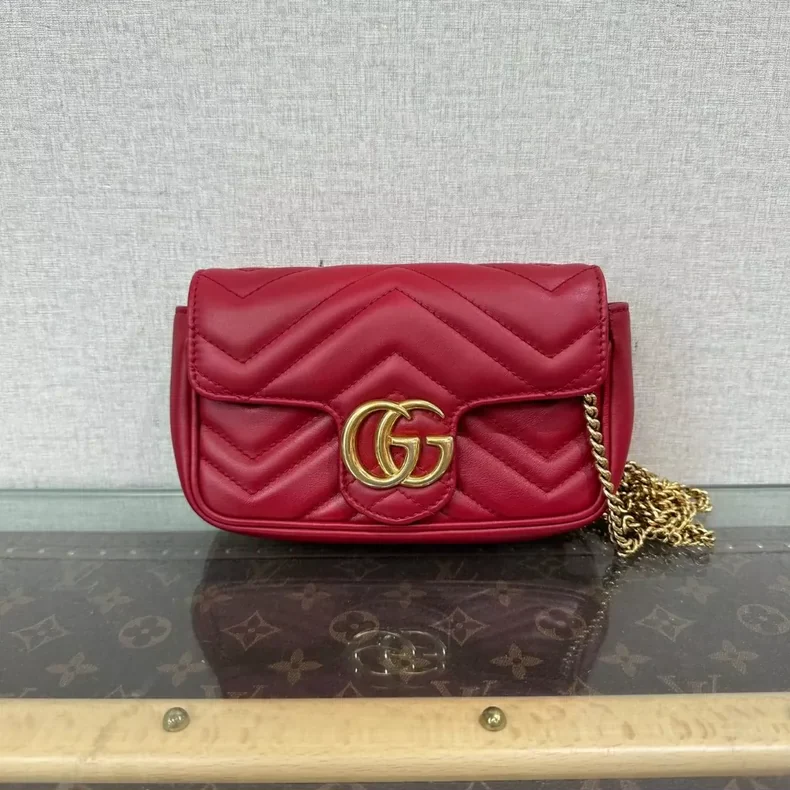 GUCCI red gold Marmont Marmont mini shoulder crossbody bag (second hand)