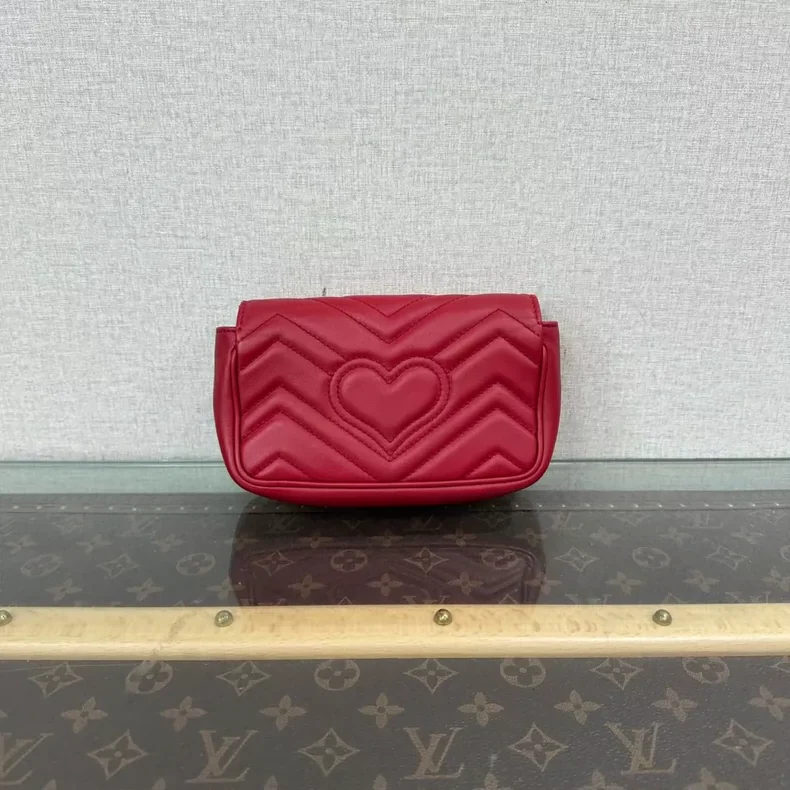 GUCCI red gold Marmont Marmont mini shoulder crossbody bag (second hand)-2