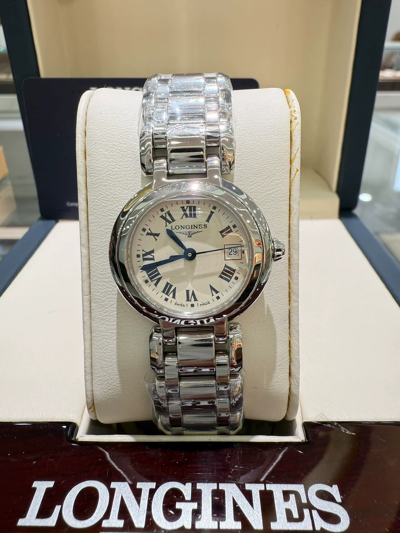 Longines Elegant Series L8.110.4.71.6 Watch  (second hand)