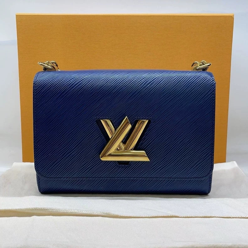 LV Louis Vuitton water ripple chain bag (second hand)