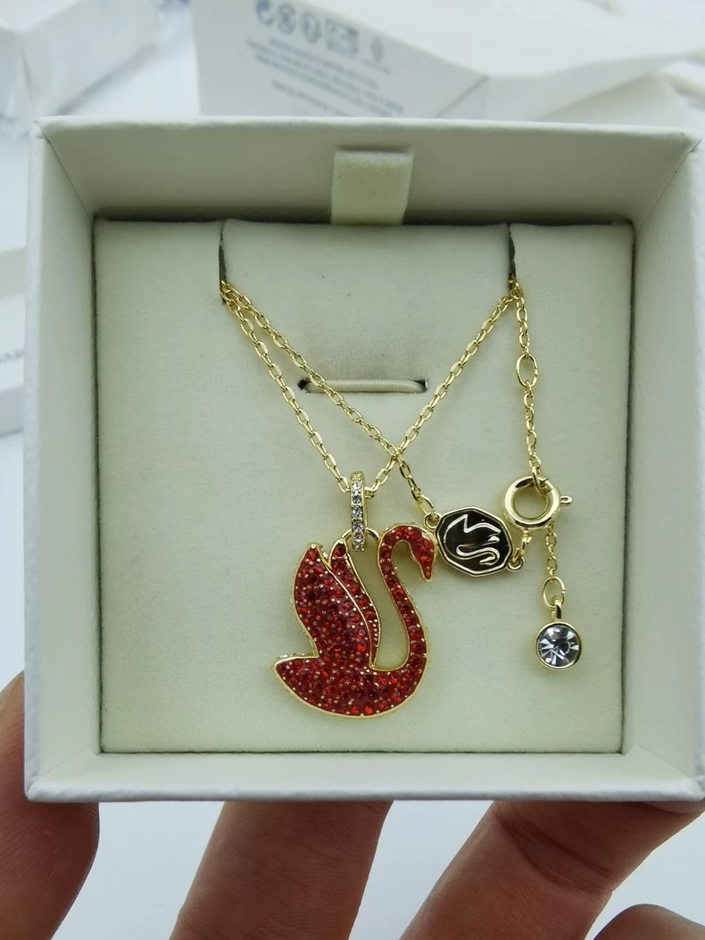 Swarovski Red Swan New Edition Necklace (second hand)-2