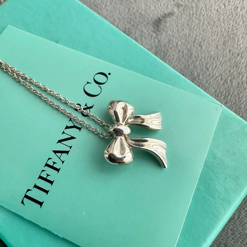 Tiffany&co 925 sterling silver bow necklace (second hand)-2