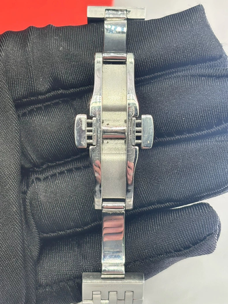 Tissot Classic Series T006.407.11.033.00 Watch (second hand)-5