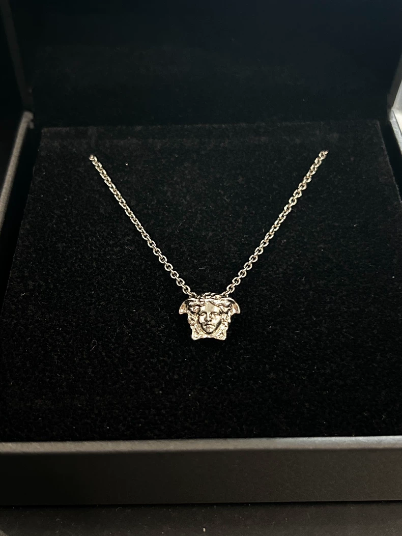 Versace Medusa Pendant Necklace (second hand)-2